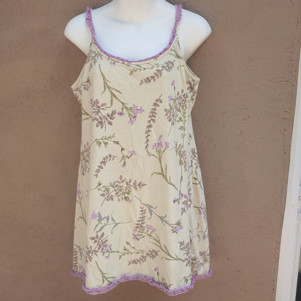 Zoey & Beth night gown